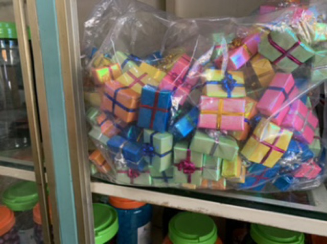 Kẹo hộp quà NOEL--500g - date mới