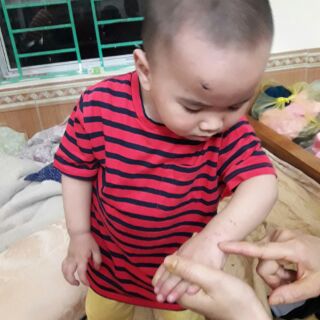 Áo Baby Gap bé trai