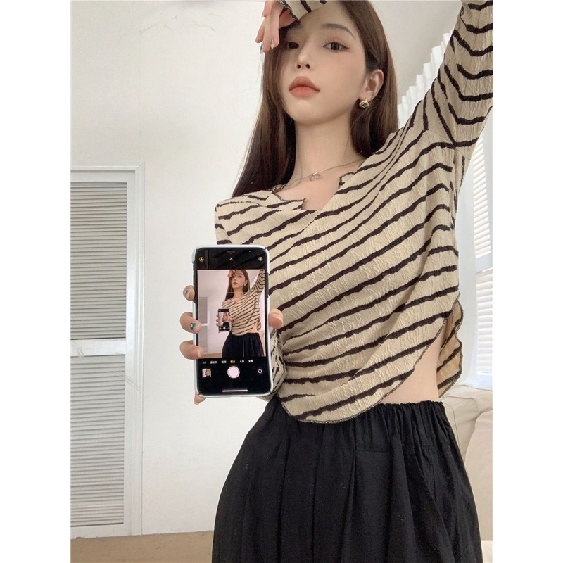 Áo Thun Tay Dài Cổ Chữ V Họa Tiết Kẻ Sọc Thời Trang Mùa Thu Hàn Quốc Mới Cho Nữ
