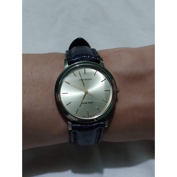 Đồng hồ unisex dành cho nam và nữ thương hiệu Monbijou dòng cao cấp của Orient