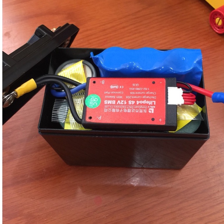 Ắc quy xe máy Siêu tụ 16V 20F + Pin Lithium LifePO4 12.8V 6Ah 12Ah 18Ah 24Ah bảo hành 2 năm, sử dụng > 5 năm