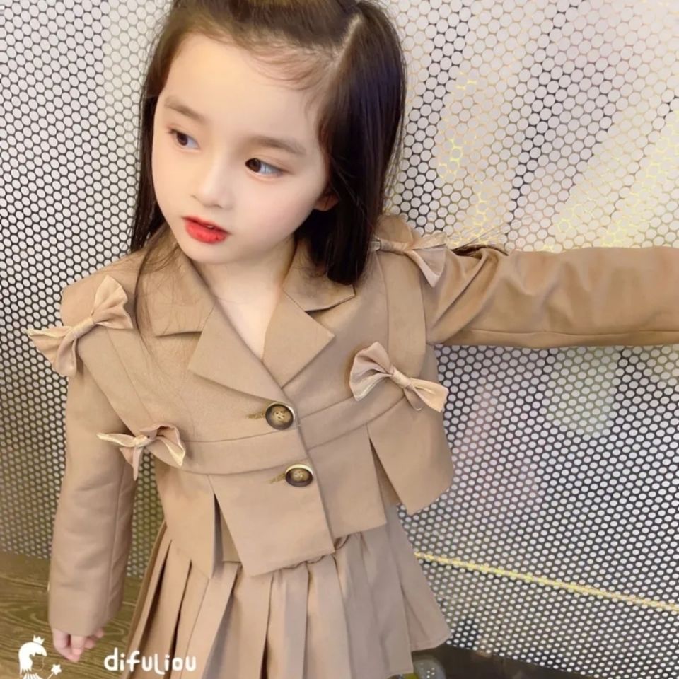 Bộ áo sơ mi tay dài + chân váy phong cách mùa thu 2021 cho bé gái
