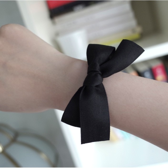 Cột tóc nơ nhỏ phong cách Loli đơn giản