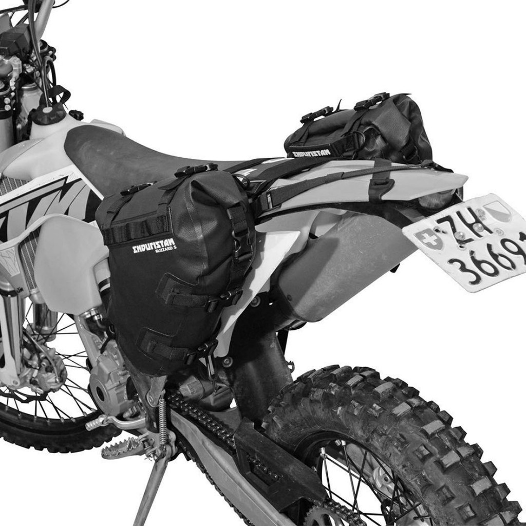 Túi Treo Hông Yên Xe Máy Cào Cào Mô Tô Adventure Chống Thấm Enduristan Blizzard Chrunix
