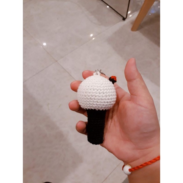 Móc khóa len handmade BTS Lightstick Army Bom