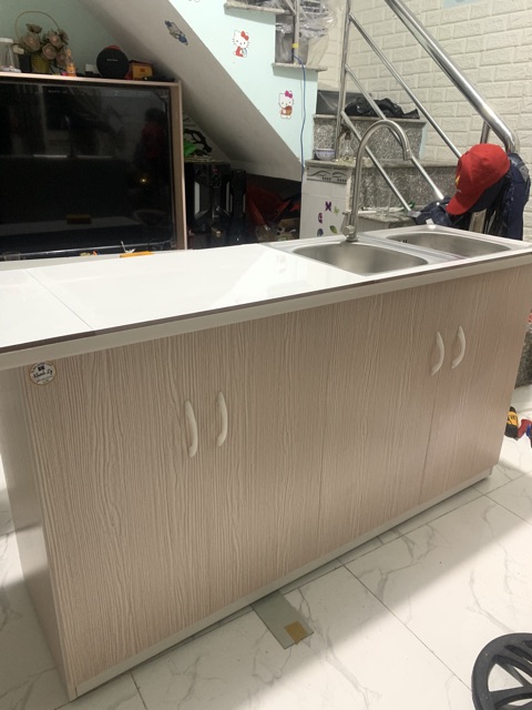 Tủ bếp nhựa đài loan có bồn và dán gạch 145x80(TPHCM) | BigBuy360 - bigbuy360.vn