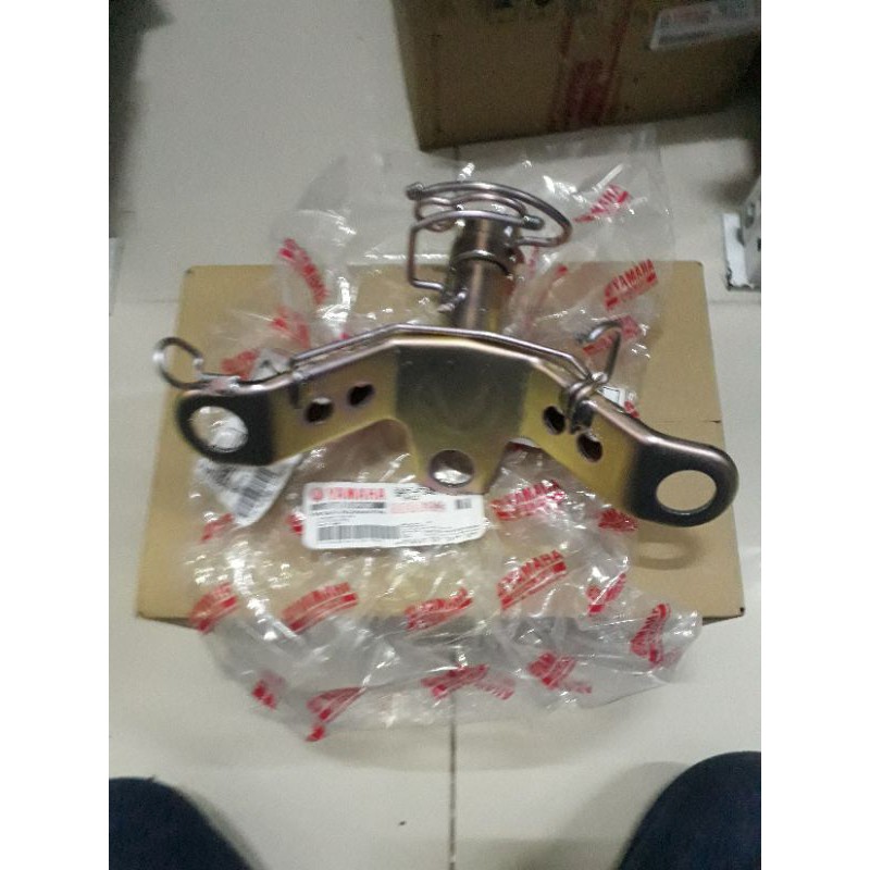 Giá đỡ ghi đông Exciter 2010 Yamaha