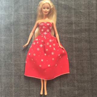 Búp bê barbie khớp ẩn