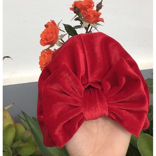 mũ turban nhung đỏ