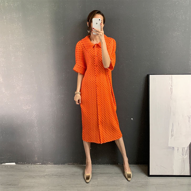 Đầm Xếp Ly Họa Tiết Chấm Bi Ngọt Ngào Issey Miyake ❤ Đầm Dài Đi Biển Mùa Thu 2021 Tay Cộc Phong Cách Mới
