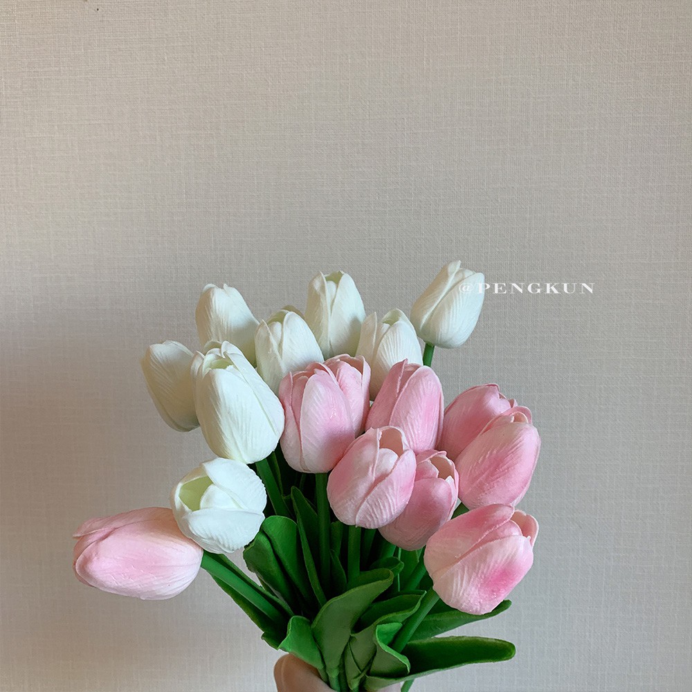 Hoa Tulip nhân tạo trang trí nội thất phong cách Hàn Quốc