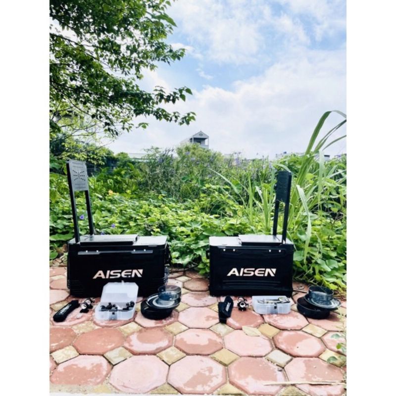 Thùng AISEN 42l gồm 2 màu Đen và Trắng Cực Phẩm Sang Trọng. Thùng Đài Cao Cấp