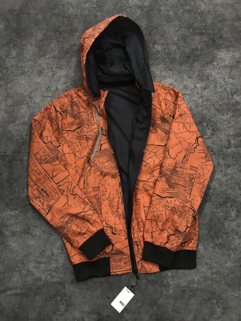 Áo khoác dù hoạ tiết