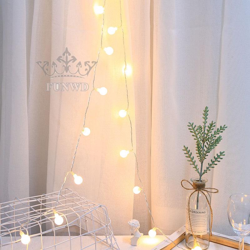 Dây đèn 20 Led hình quả cầu trắng trang trí phòng khách / ngủ / giáng sinh