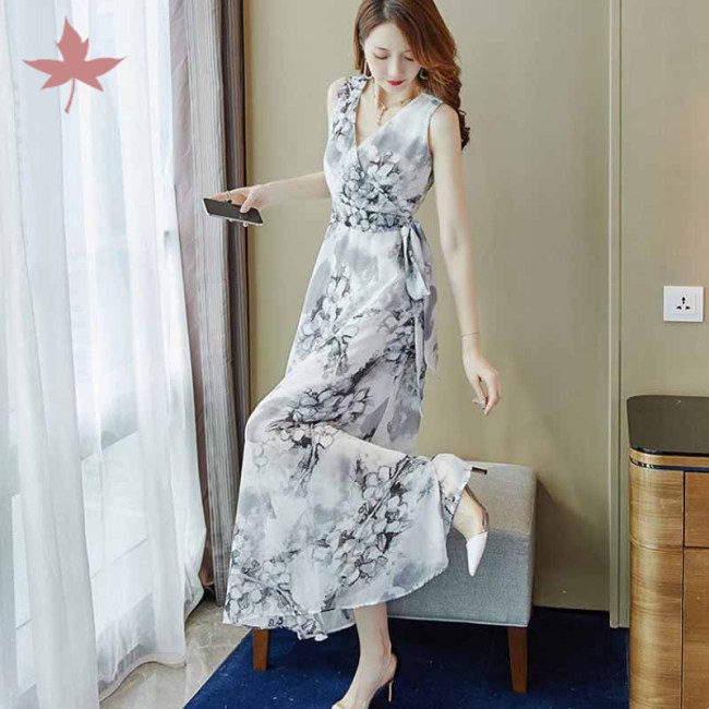 Đầm dài sát nách cổ chữ V phong cách Bohomian thiết kế thanh lịch | BigBuy360 - bigbuy360.vn