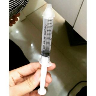 Xilanh rửa mũi cho bé