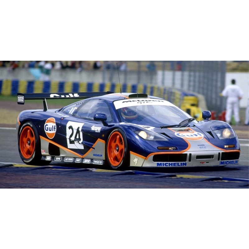 Xe Hot Wheels Premium Mclaren F1 GTR Gulf