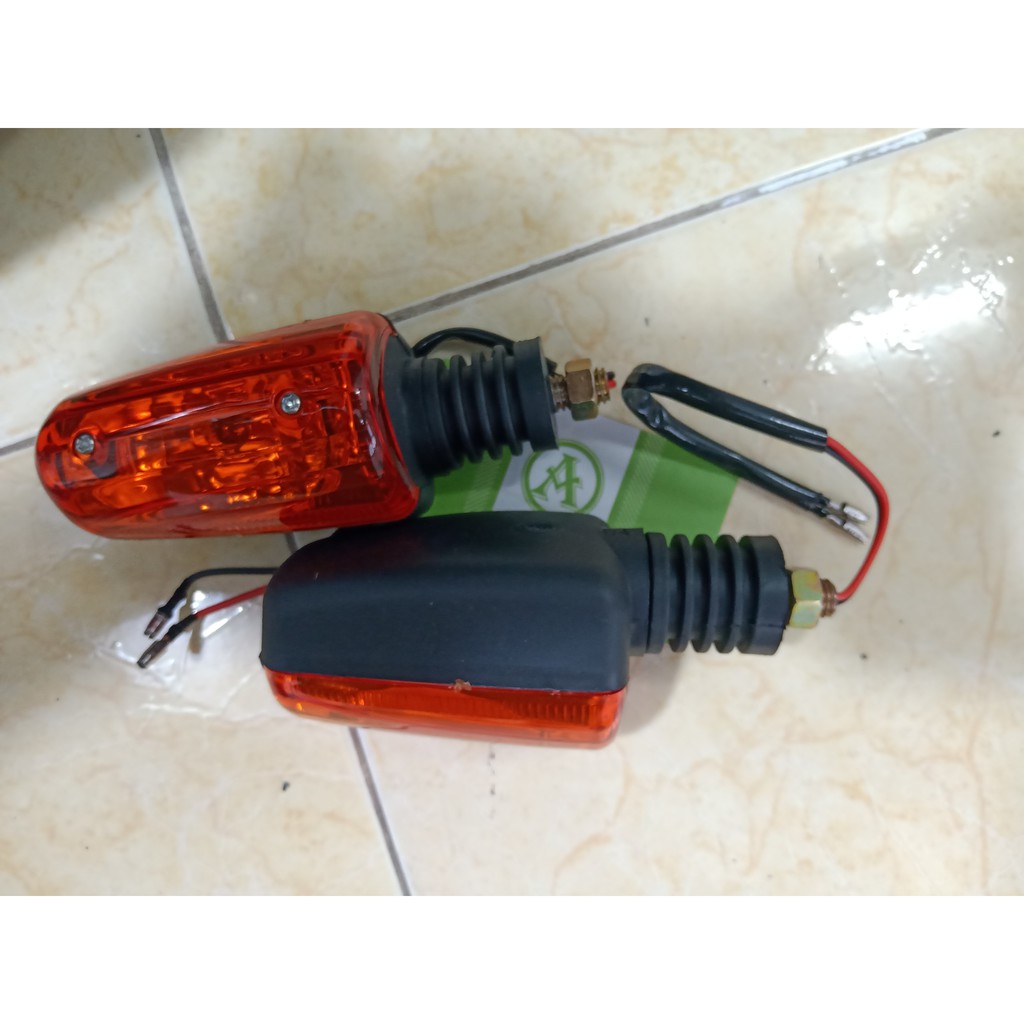 Xi nhan trước ba gác  hình dưa leo