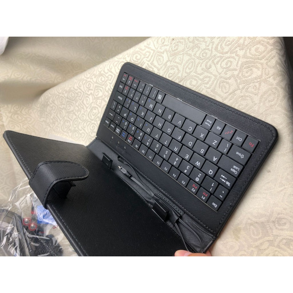 Bao Da Nắp Gập Kiêm Bàn Phím 7 Inch Cho Android dùng cho điện thoại / máy tính bảng từ 7 inch đổ xuống