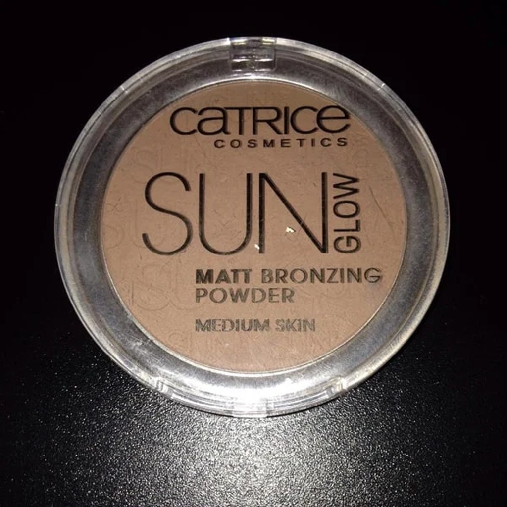 Phấn tạo khối Catrice Sun Glow Matt Bronzing Powder