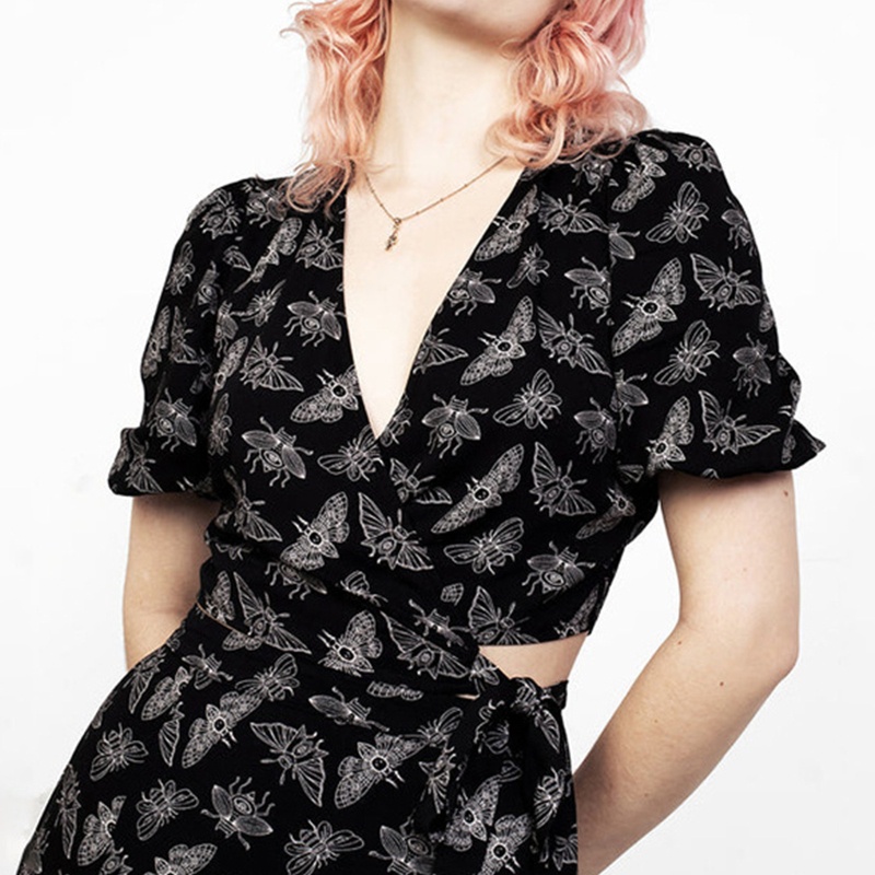 Áo Croptop Tay Ngắn Phồng Cổ Chữ V Buộc Dây In Họa Tiết Bướm Phong Cách Gothic Thời Trang Cho Nữ