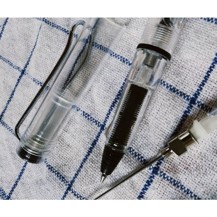 Có sẵn-  Bút mực ngòi bi có kèm ống bơm - bút bi bơm mực ngòi 0.5mm