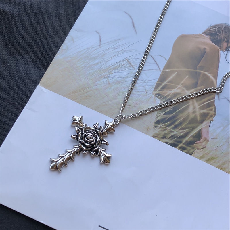 Dây Chuyền Thép Titan Mặt Hoa Hồng Và Thánh Giá Phong Cách Hip Hop 22375