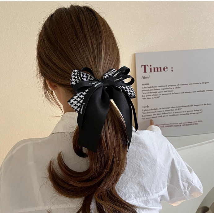 Kẹp Tóc Nơ Caro Đính Nơ In Chữ Tiệm Thêu Việt Phong Cách Tiểu Thư