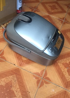 NỒI CƠM CAO TẦN PANASONIC SR-HG104
