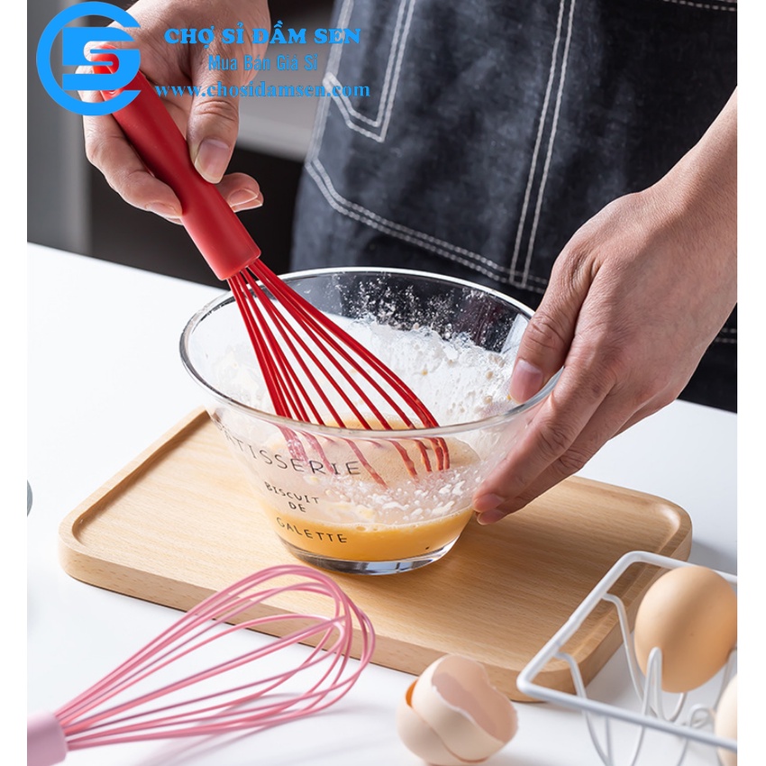 Cây phới lồng tròn đánh trứng, khuấy trộn bột, đánh bông kem bơ bằng silicon. Dụng cụ đánh trứng cầm tay