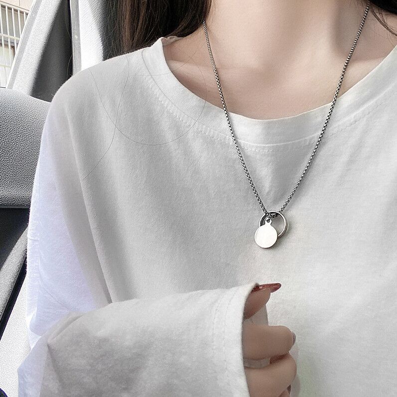 Vòng cổ hoặc nhẫn đeo tay có thể sử dụng làm nhẫn