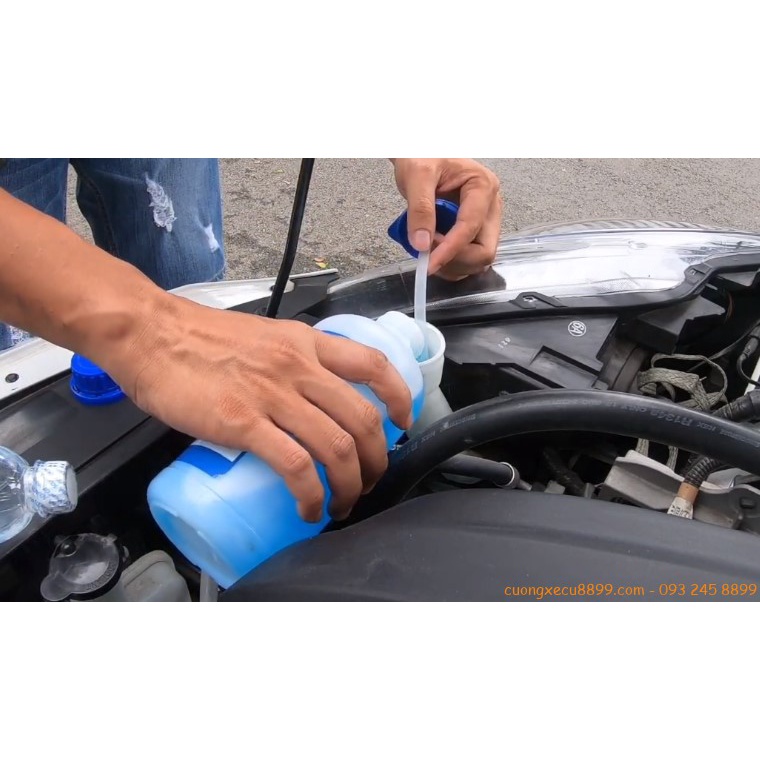 NƯỚC RỬA KÍNH Ô TÔ LOWELL 550ML