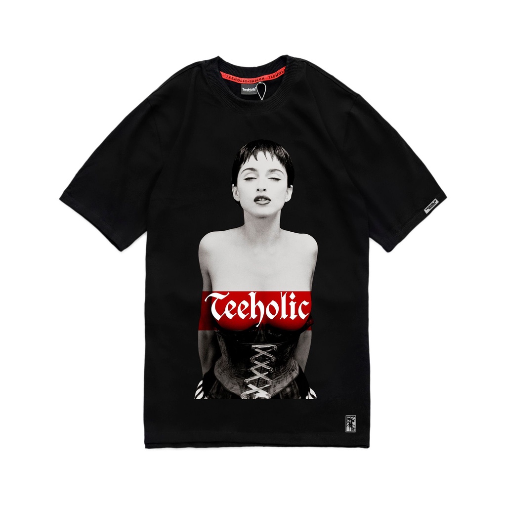 Áo Thun Form Rộng Unisex TeeHolic Cô Gái Corset Màu Đen Trắng