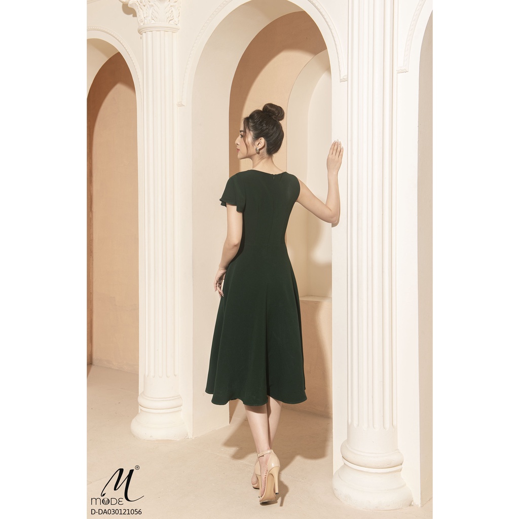 Đầm xòe nơ đính đá MMOutfit D-DA030121056