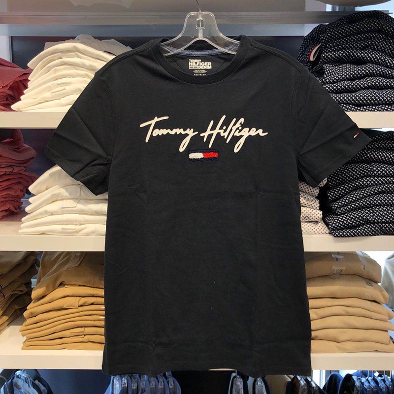 Áo Thun Tay Ngắn Cổ Tròn In Logo Tommy Trẻ Trung Hợp Thời Trang Cho Nam