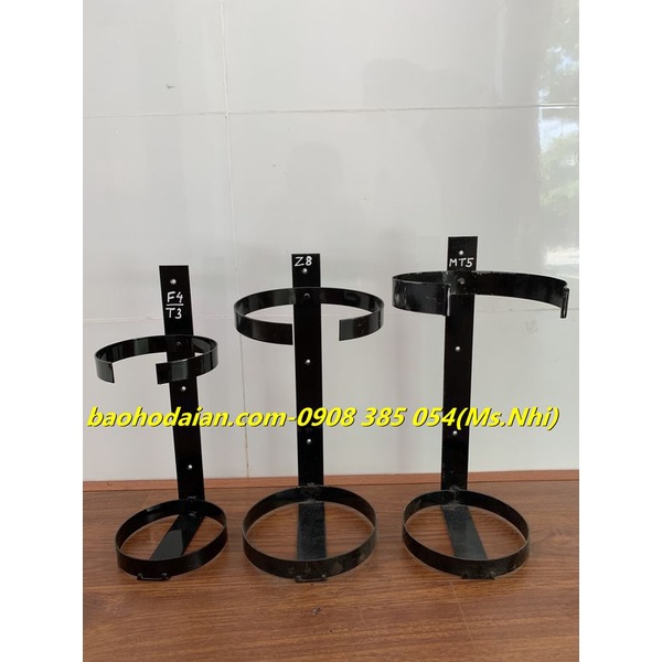 Giá treo bình chữa cháy chất liệu thép - nhiều mẫu