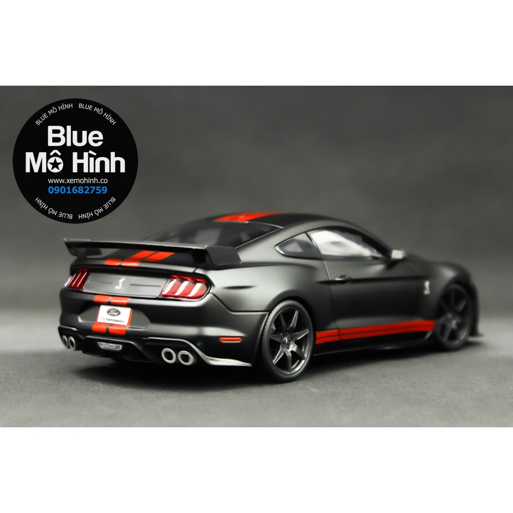 Xe mô hình Ford Mustang Maisto 1:18
