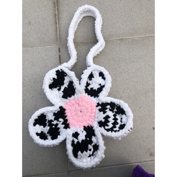 Túi BLOOM handmade móc len