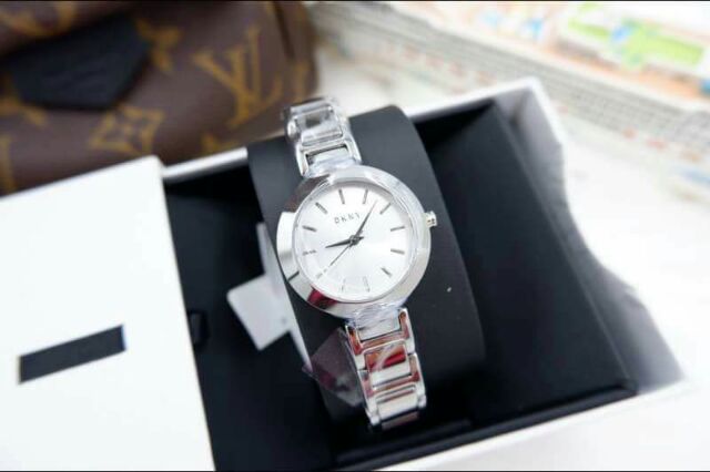 Đồng hồ nữ DKNY 28mm dây bạc