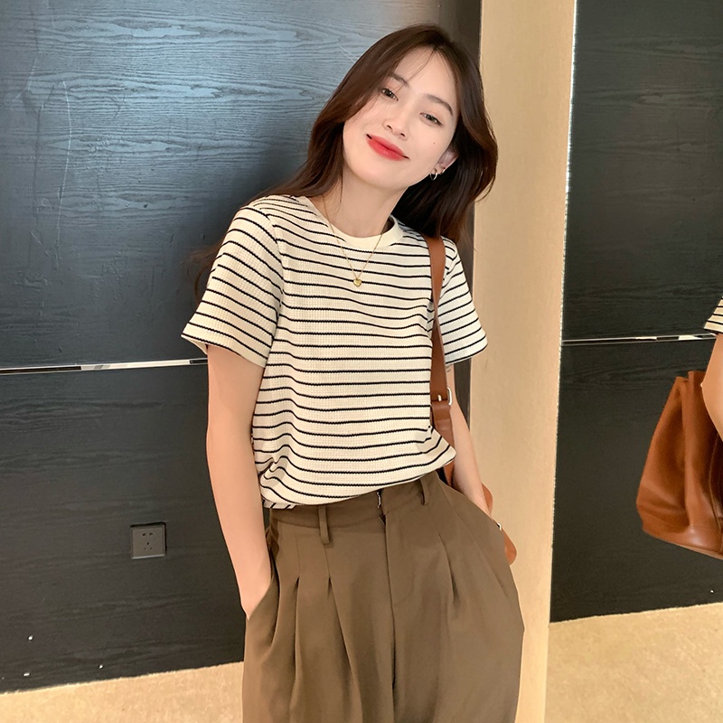 Áo Thun Ngắn Tay Cổ Tròn Dáng Rộng Họa Tiết Kẻ Sọc Hoa Thời Trang Mùa Hè Dễ Phối Đồ Cho Nữ