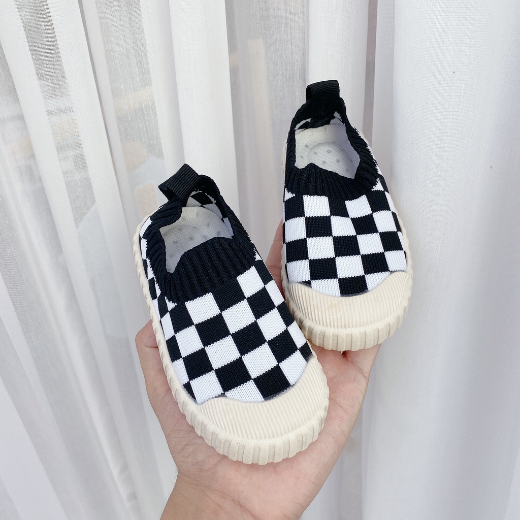 G154 Giày slip-on họa tiết caro trắng đen cho bé mang Tết của Mama Ơi- Thời trang cho bé