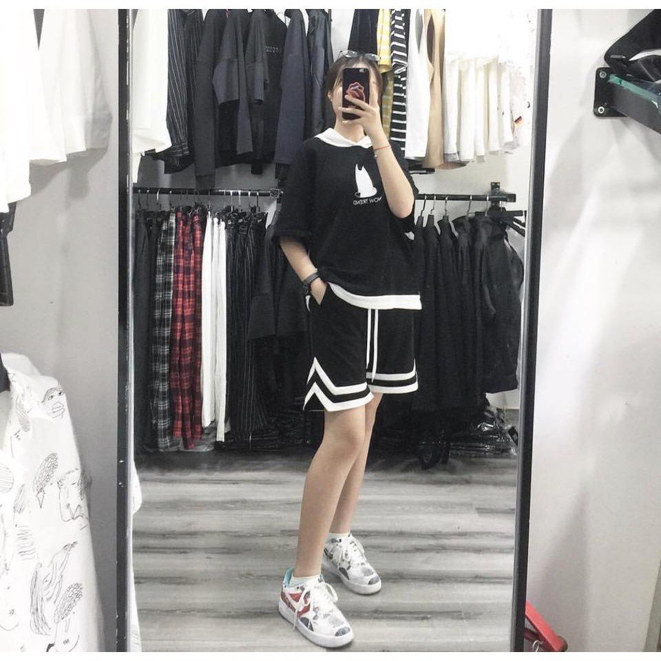 QUẦN ĐÙI VIỀN SỌC - QUẦN ĐÙI CHỮ V - QUẦN DOUBLE V SHORT UNISEX MÀU ĐEN