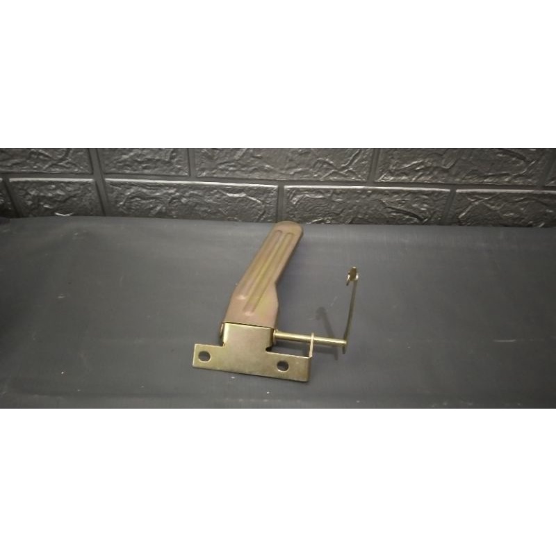 Bàn đạp chân ga xe suzuki carry 500kg và các dòng 500kg khác