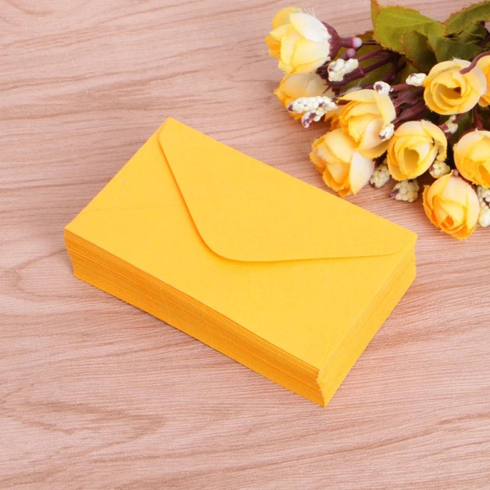 Thiệp Giấy Nhiều Màu Sắc Dùng Để Viết Lời Nhắn Trong Đám Cưới