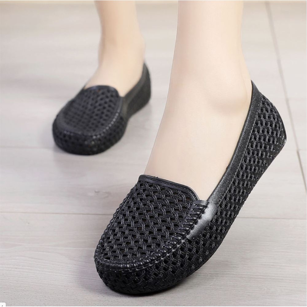 Giày nhựa UAnmi | BigBuy360 - bigbuy360.vn