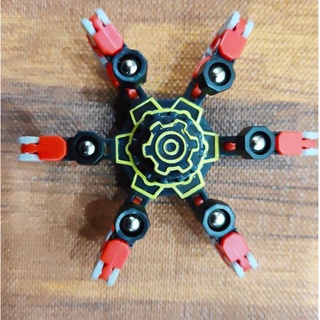 Con Quay Spinner Robot Biến Hình Thông Minh