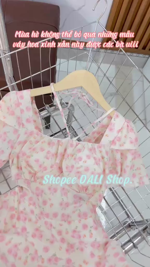 Đầm Dáng Xoè Hoa Nhí 3 Tầng Phối Tay Bèo Cổ Vuông, Váy 2 Lớp Có Đệm Ngực Xinh Xắn | BigBuy360 - bigbuy360.vn