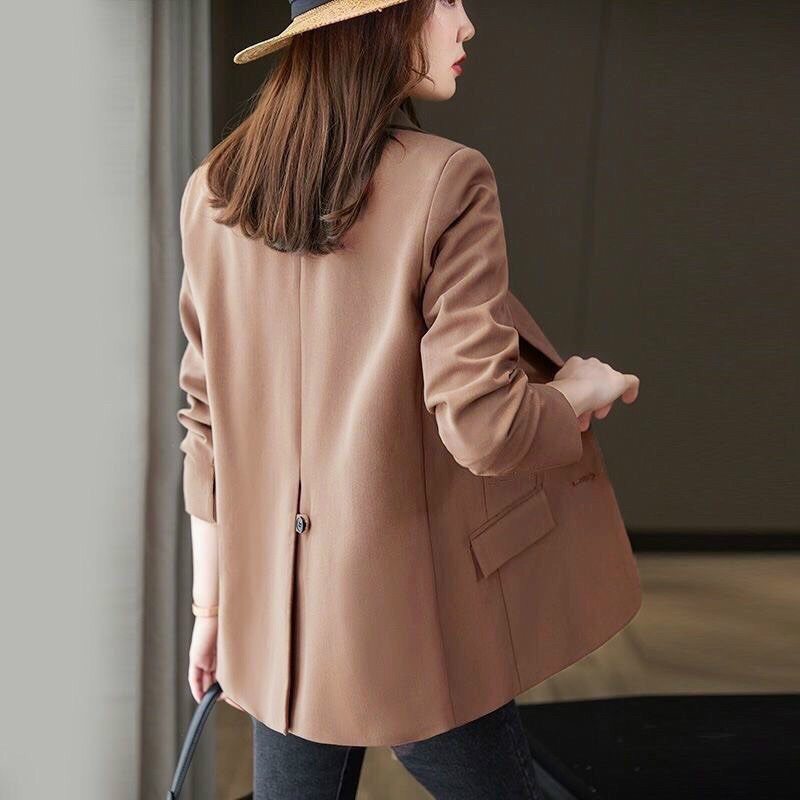 Áo khoác vest phối nút phong cách tây sang trọng thoáng mát TRIPBLE T DRESS - size M/L/XL