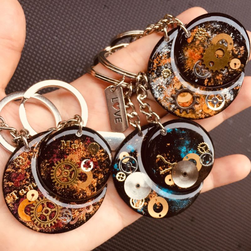Móc khóa trăng linh kiện cặp đôi 3D handmade Lilande