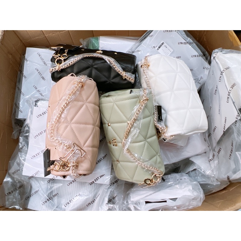 TÚI đeo chéo LYN TRINITY HANDBAGS